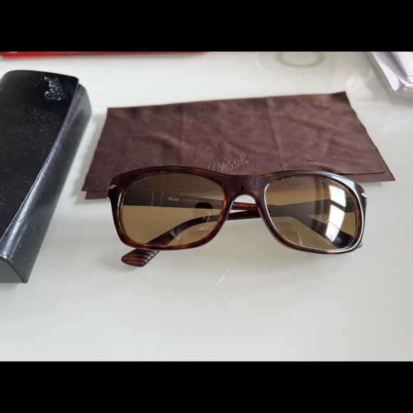 PERSOL sunglasses for men -slightly used. - Picture 8 of 9